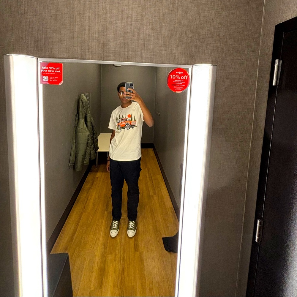 Meet your Posher, Landen